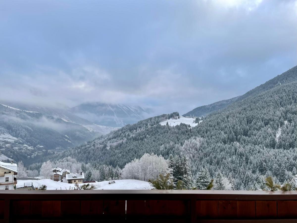 Hotel San Carlo, Tra Bormio E Livigno Isolaccia Exterior photo